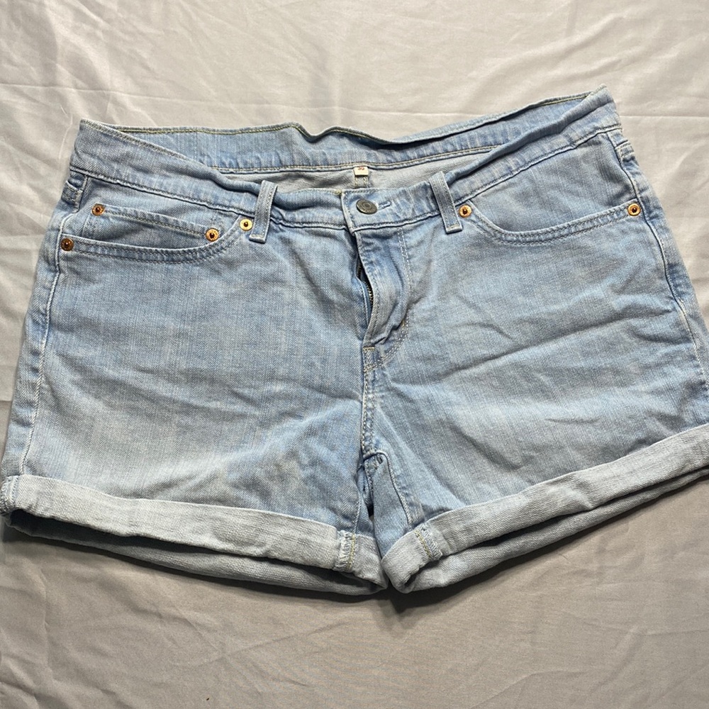 Levi's Jean Shorts GUC